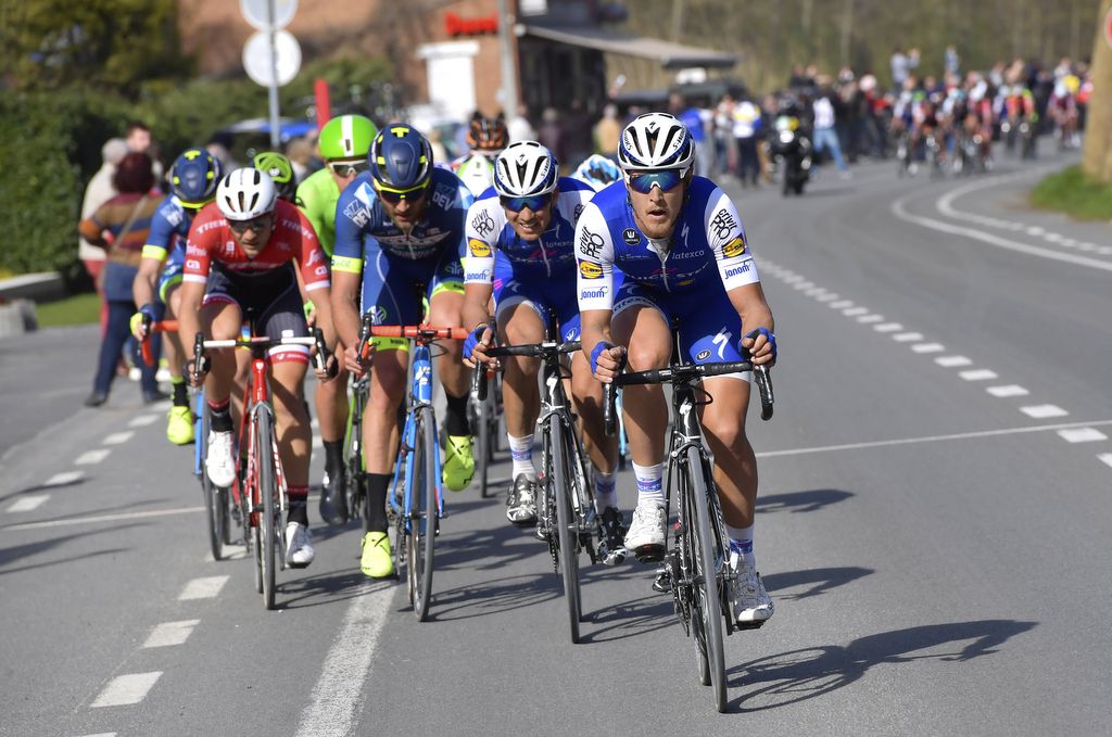 Quick-Step Floors swarm to the head of the race