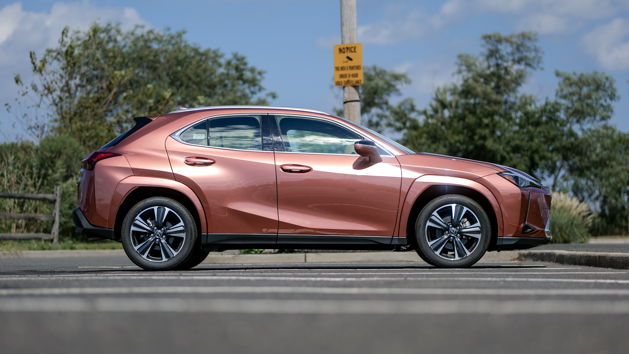 2025 Lexus UX 300h test drive.