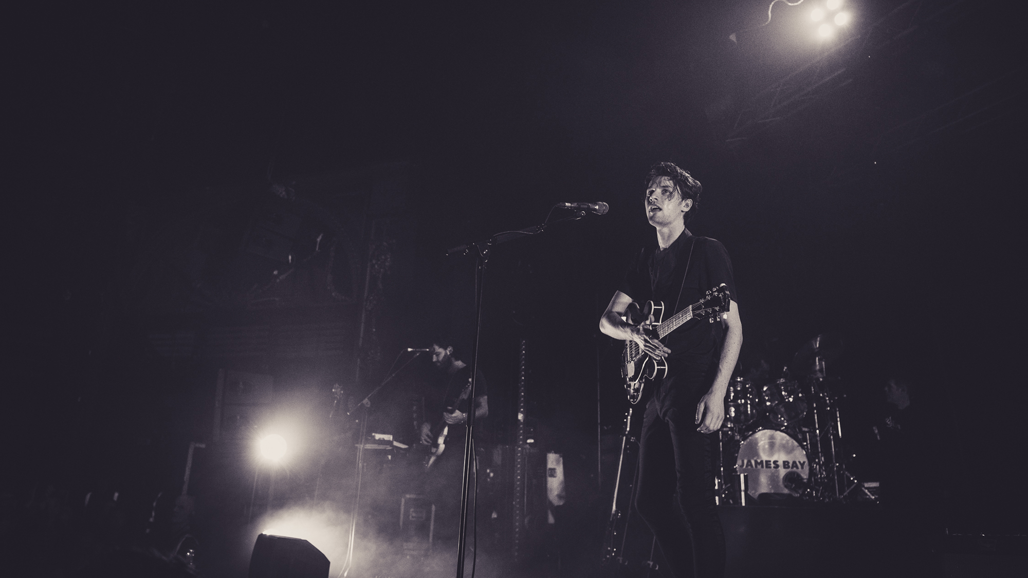 James Bay – The World Guitar Day Interview: 