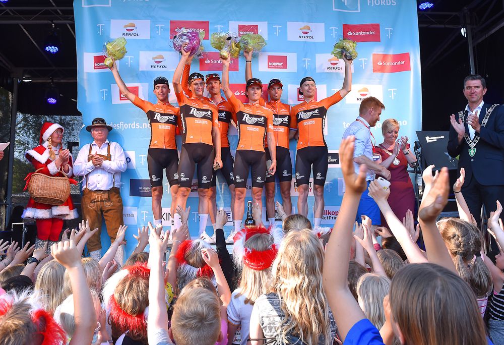 Top Tour des Fjords team Roompot-Nederlandse Loterij on the final podium