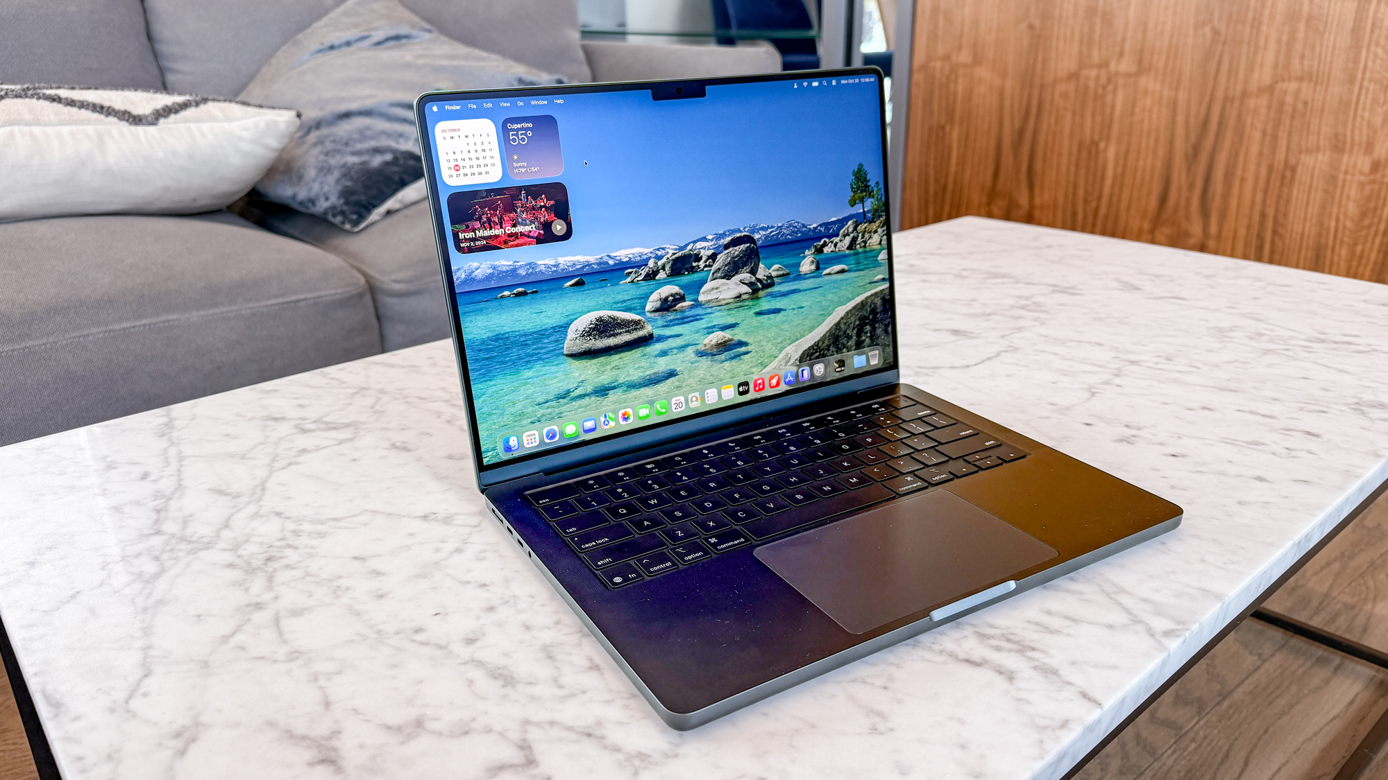 MacBook Pro M5