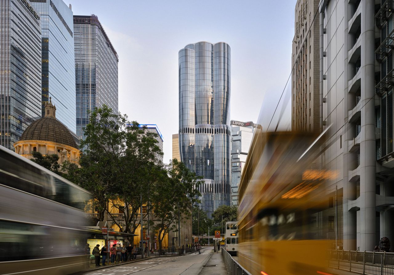 The Henderson, a ZHA tower in Hong Kong with a curved glass facade