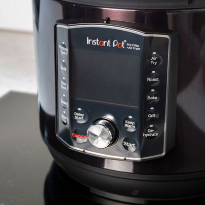 multicooker instant pot display