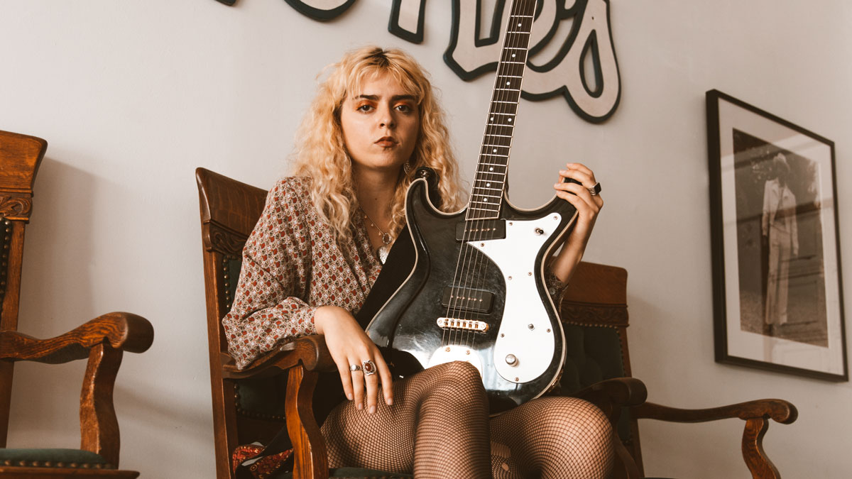 The Velveteers' Demi Demitro