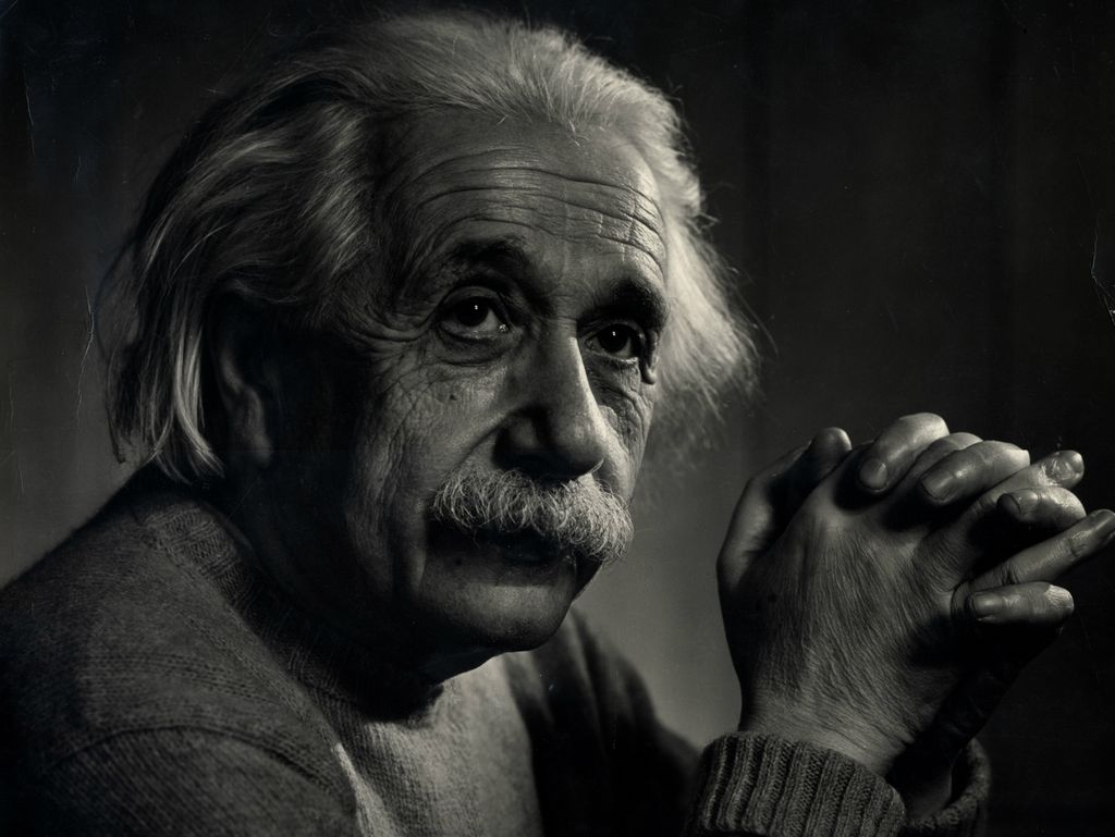 Albert Einstein's Signed Photo Up for Auction | Live Science