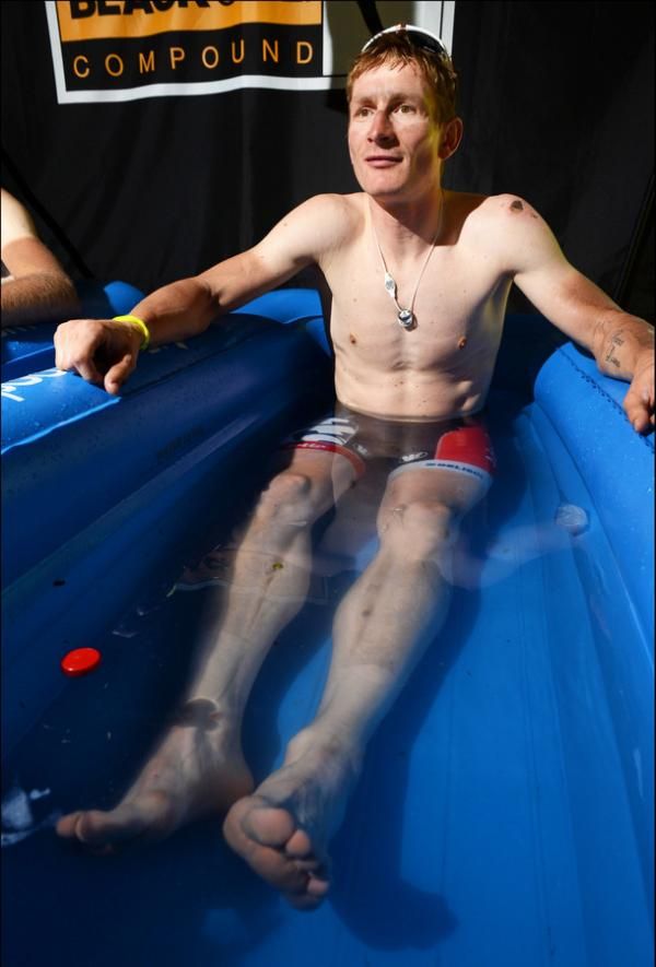 Andre Greipel (Lotto Belisol) spends some time in the hydrotherapy pool