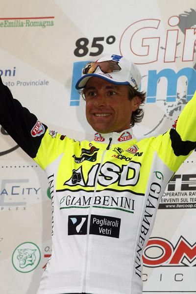 Giro della Romagna winner Patrik Sinkewitz (ISD - Neri) on the podium.