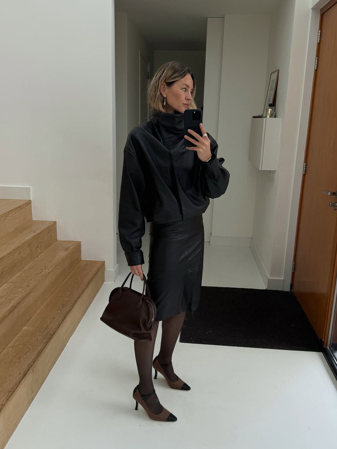 @anoukyve