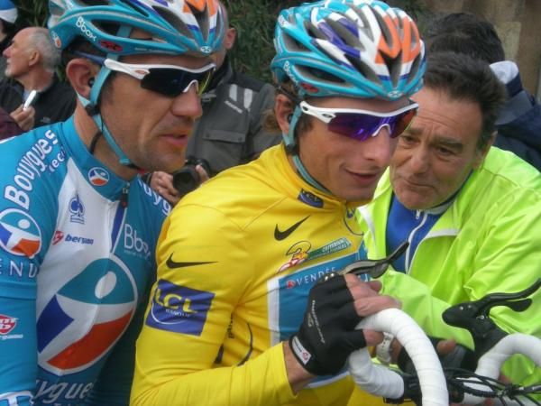 Race leader Pierrick Fedrigo was very popular on the start line in Porto-Vecchio.