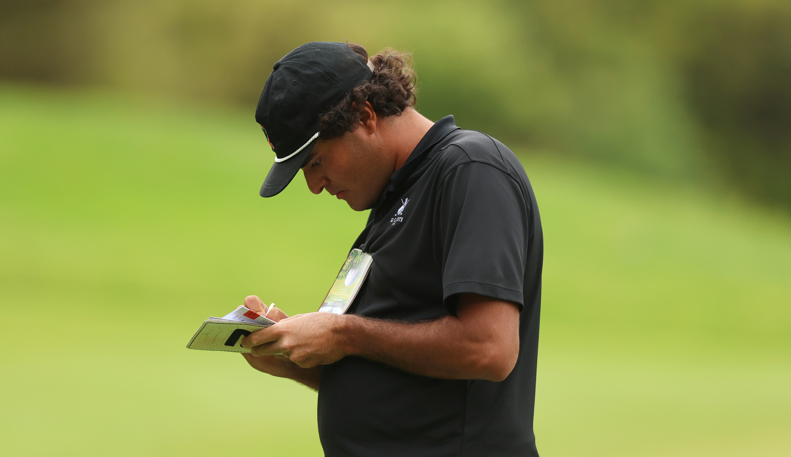 Eugenio Chacarra writes in his yardage book