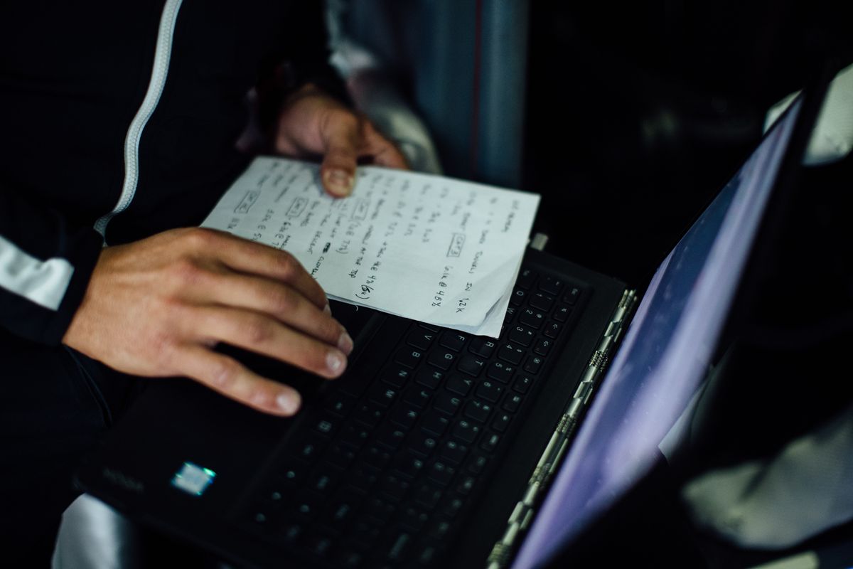 The briefing notes for stage 16.