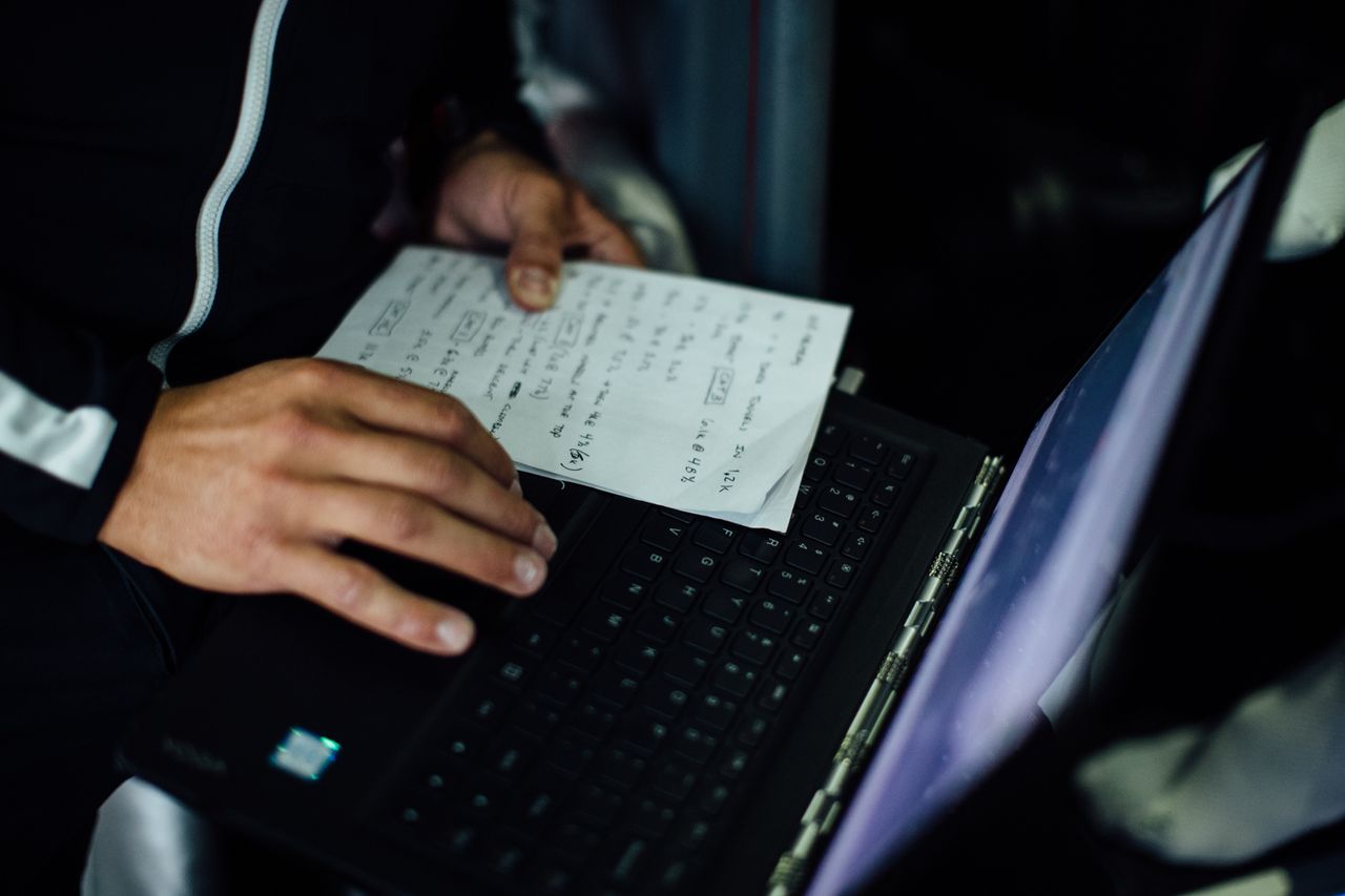 The briefing notes for stage 16.