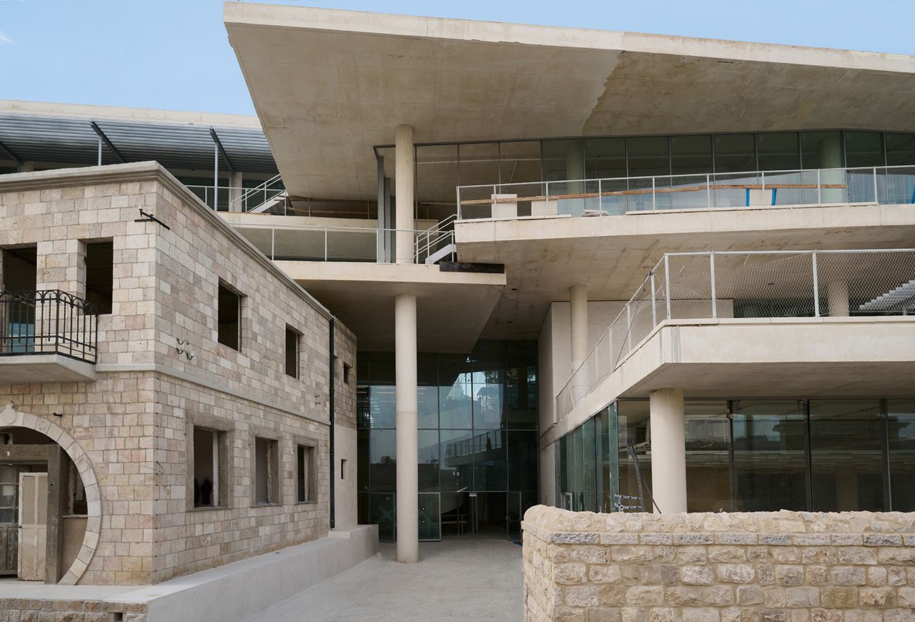 exterior of stone and concrete at Bezalel Academy of Arts and Design in jerusalem