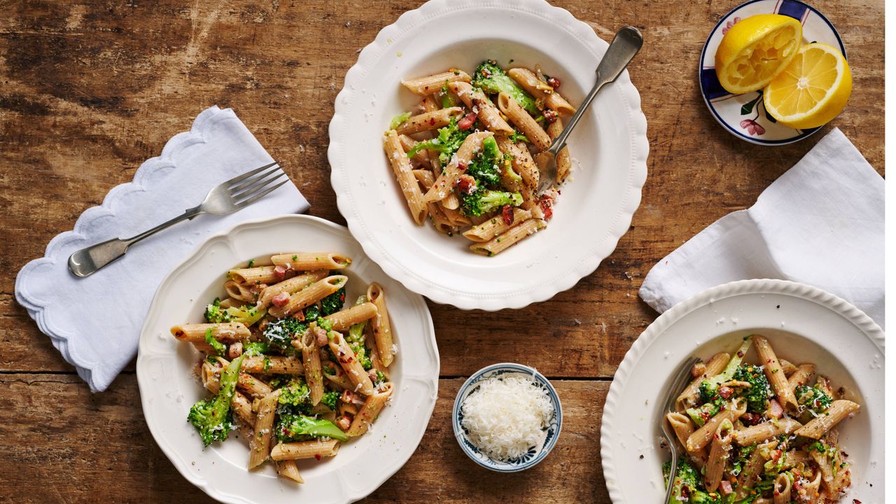 Broccoli pasta with pancetta 