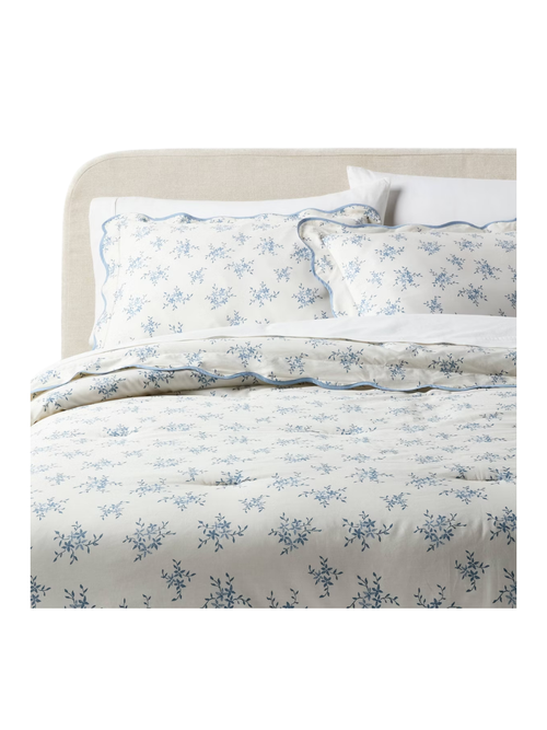 Twin XL Floral Scallop Comforter and Sham Set 