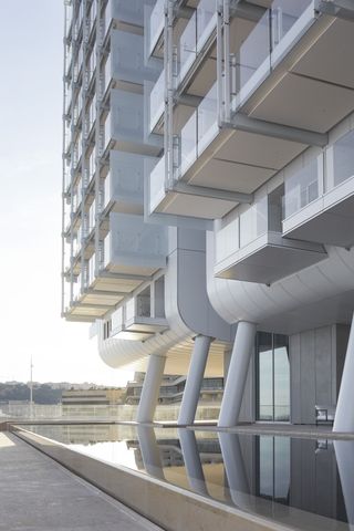 mareterra building by renzo piano