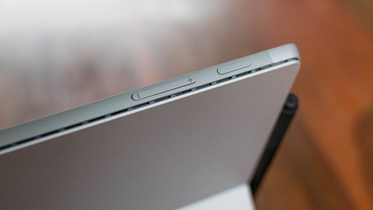Microsoft Surface Pro 7+ buttons