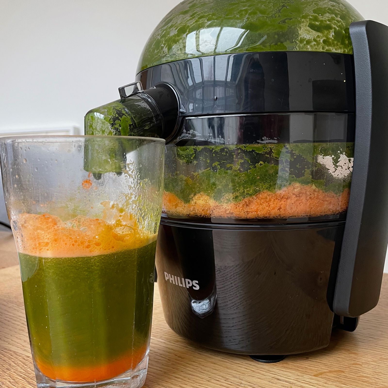 We tried the Philips Viva Centrifugal Juicer, which can do everything