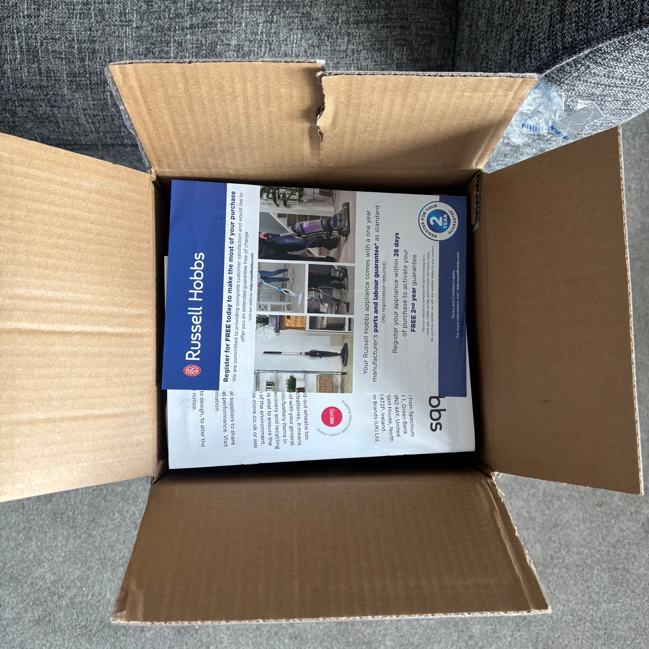 Russell Hobbs Multifunctional 12-in-1 Steam Mop unboxing