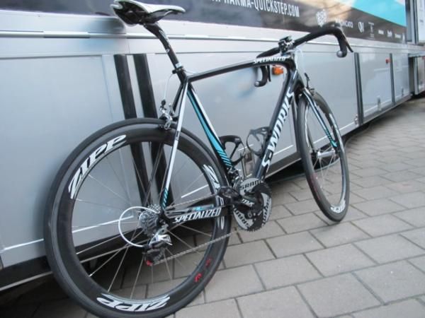 Tom Boonen's (Omega Pharma-Quick Step) new Specialized S-Works Tarmac SL4 sports a rather understated paint job.