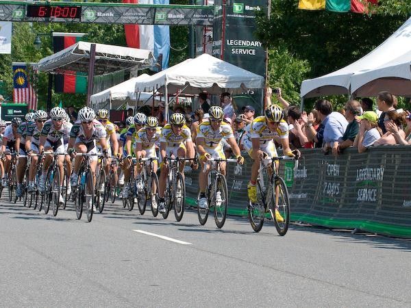 Colavita joins Columbia-Highroad and forms a second train.