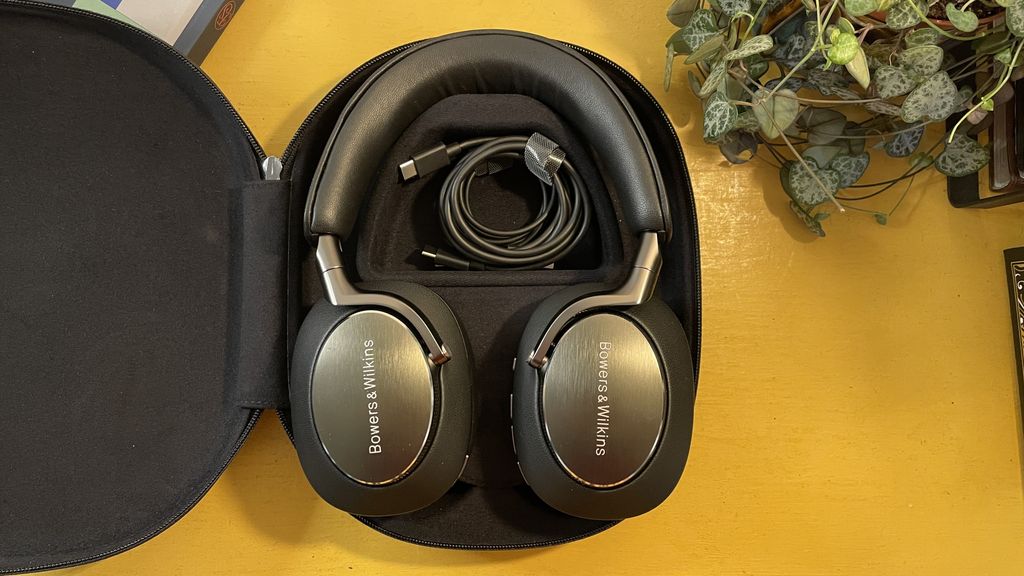 Bowers & Wilkins Px8 review: premium wireless headphones with a ...