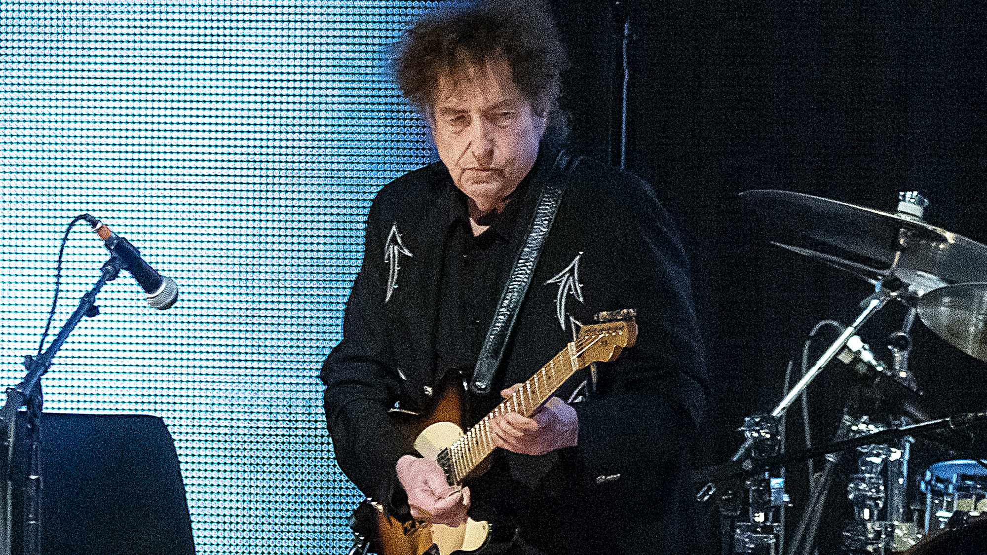 Special guest Bob Dylan performs in concert during Farm Aid at Ruoff Home Mortgage Music Center on September 23, 2023 in Noblesville, Indiana