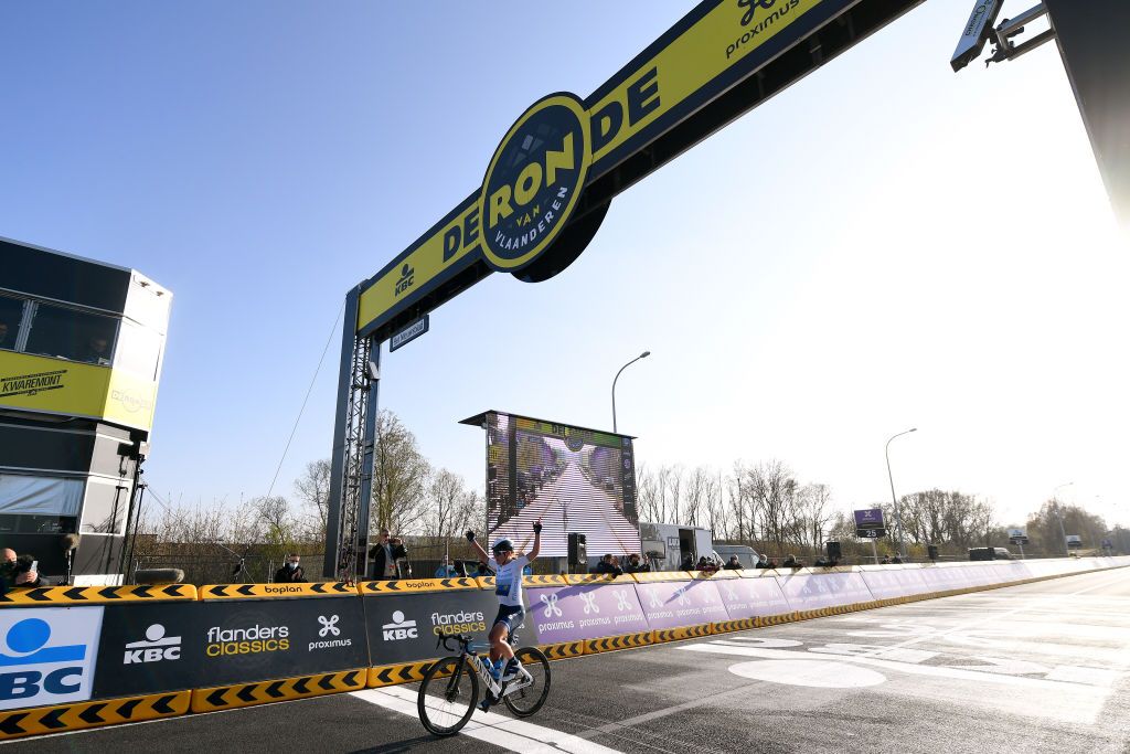 OUDENAARDE BELGIUM APRIL 04 Arrival Annemiek Van Vleuten of Netherlands and Movistar Team Women Celebration during the 18th Ronde van Vlaanderen Tour of Flanders 2021 Womens Elite a 1524km race frim Oudenaarde to Oudenaarde Landscape RVV21 rondevanvlaanderen tourofflanders UCIWWT on April 04 2021 in Oudenaarde Belgium Photo by Tim de WaeleGetty Images