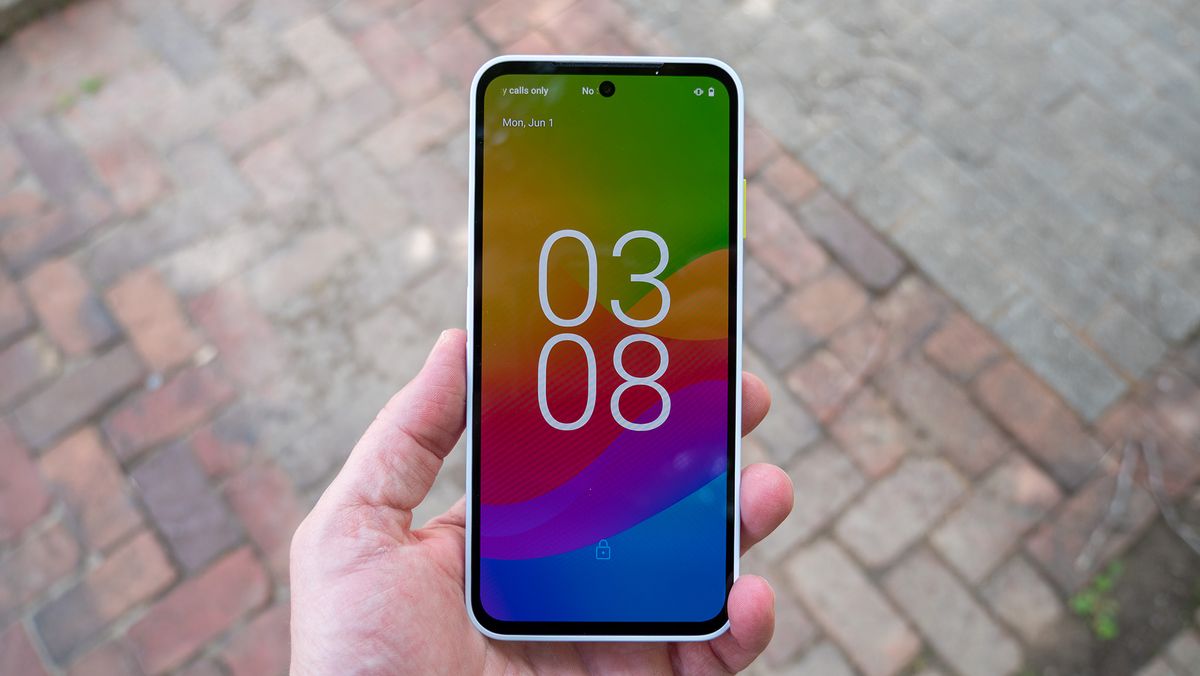 The Fairphone 6's lockscreen