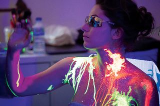 Home photography ideas: Blacklight body paint portraits