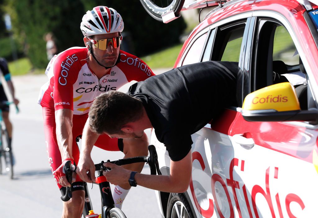 PRZEMYSL POLAND AUGUST 10 Fabio Sabatini of Italy and Team Cofidis assisted by a Mechanic during the 78th Tour de Pologne 2021 Stage 2 a 201km stage from Zamo to Przemyl 341m TourdePologne TDP2021 UCIWT on August 10 2021 in Przemysl Poland Photo by Bas CzerwinskiGetty Images