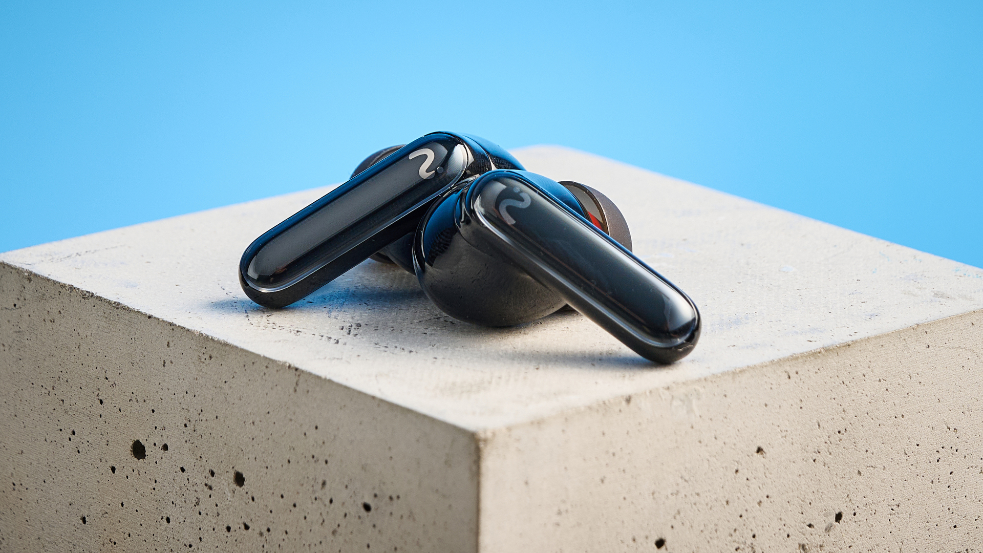 the viaim recdot ai earbuds with transcription, note taking and call recording