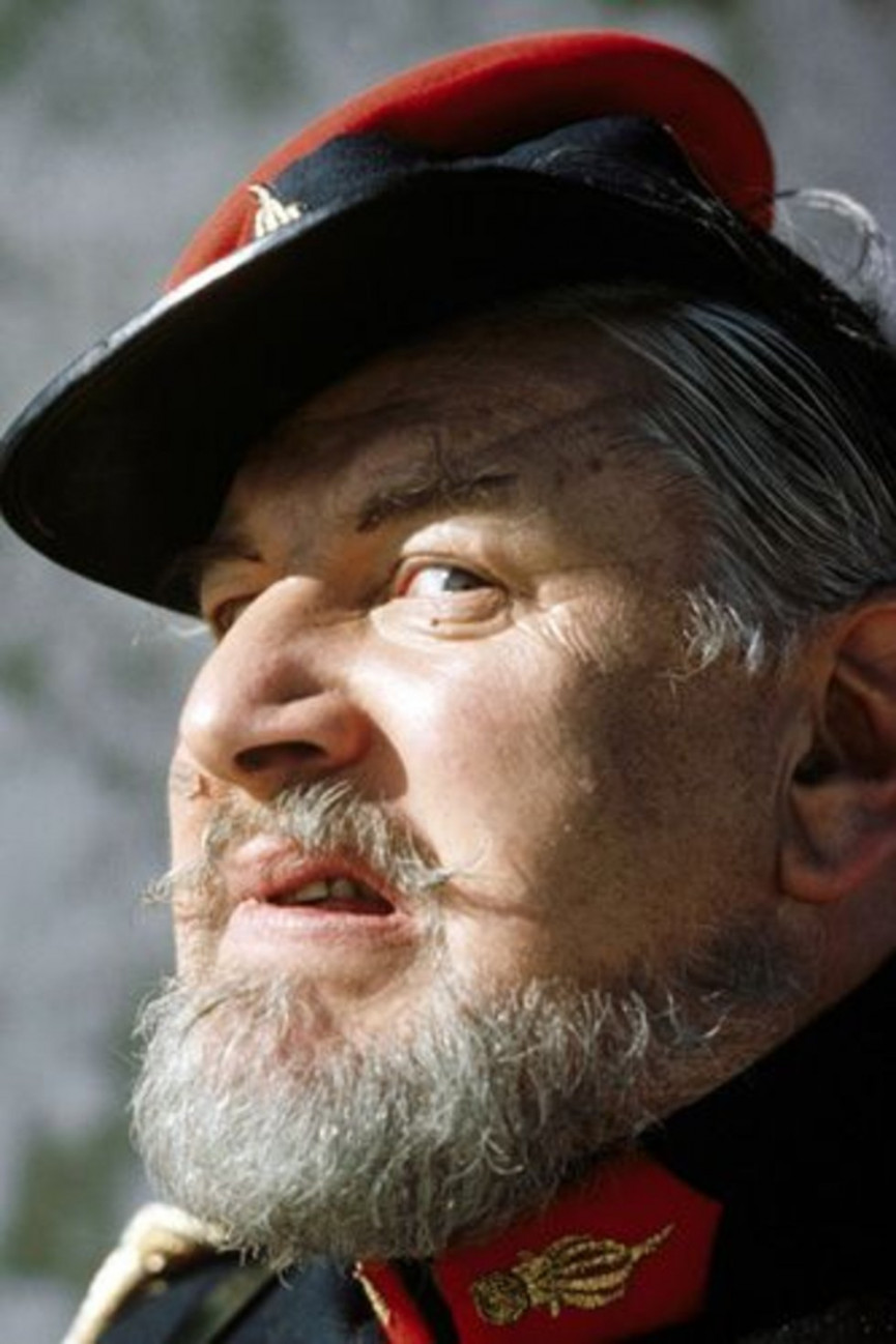 50-best-hollywood-beards-29-1556697856-JfgZ-column-width-inline