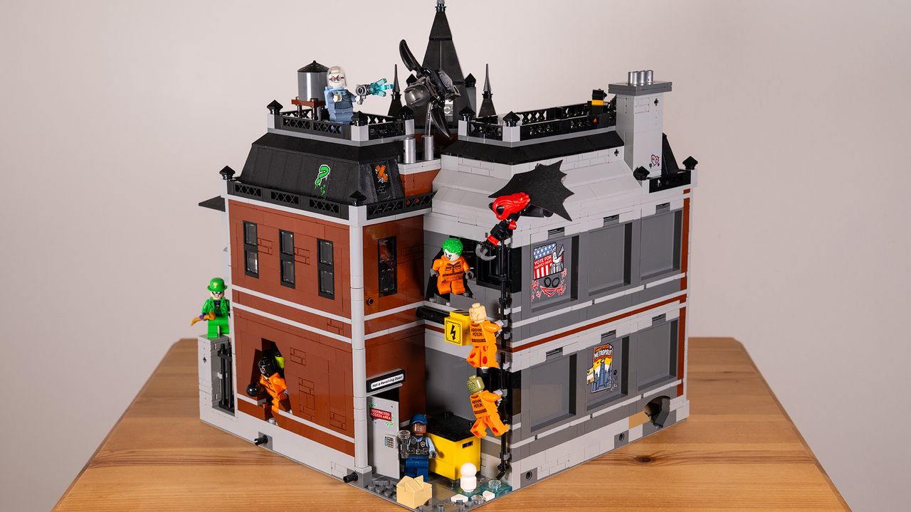Lego DC Arkham Asylum (#76300) lego set on a neutral background