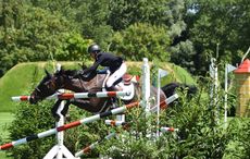 CALUNA Z Angelie VON ESSEN thrills and spills fall falling