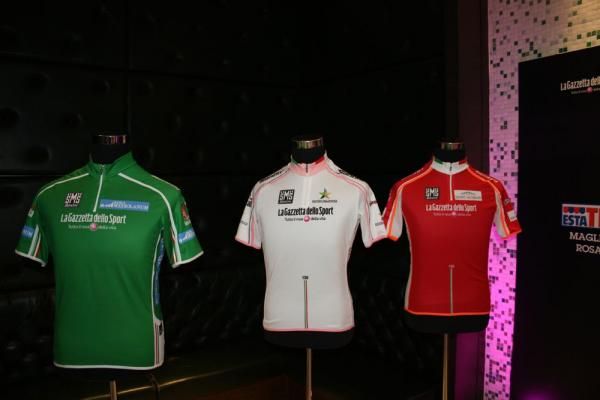 The mountains, young rider and points jerseys for the 2011 Giro d'Italia.