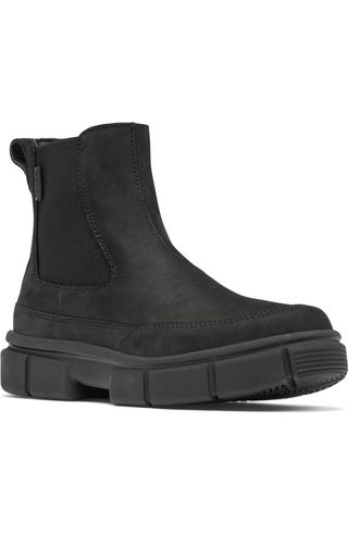 Explorer Chelsea Boot