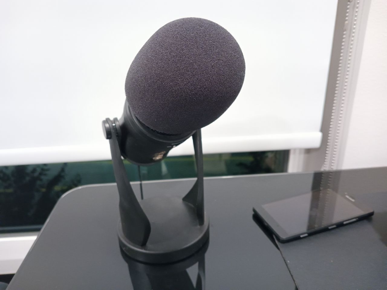 A microphone and a smartphone