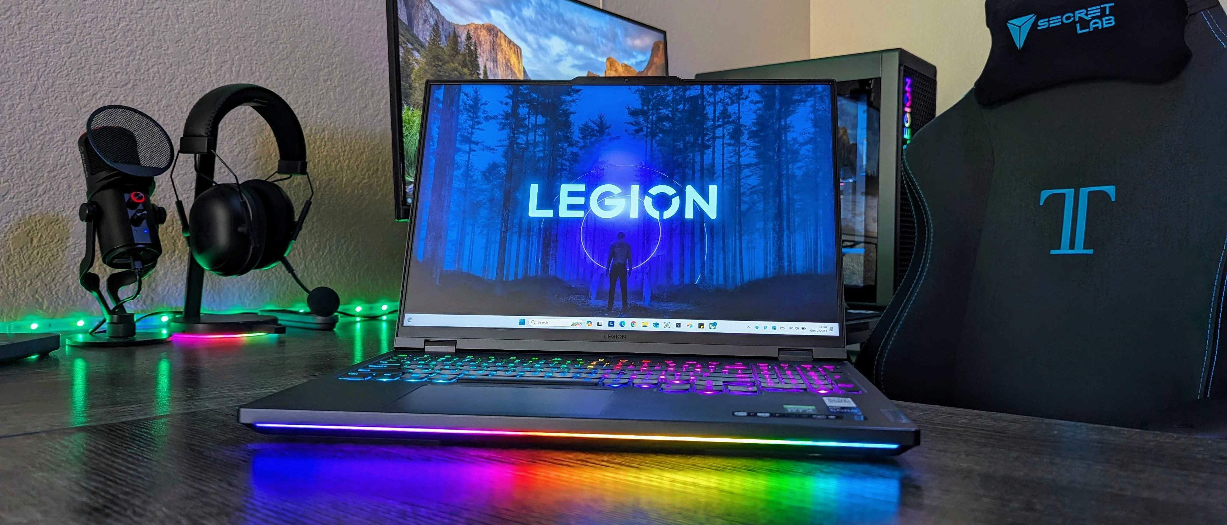 A Powerful Gaming Laptop Worth Buying! Lenovo Legion 7i Hands On