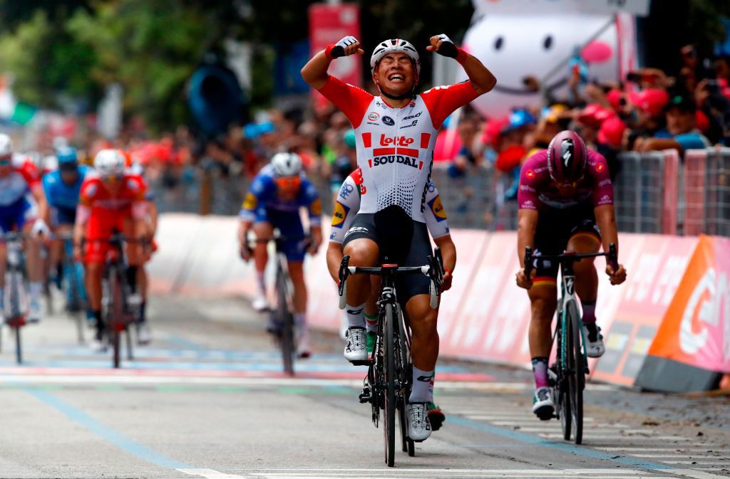 Caleb Ewan (Lotto Soudal) wins his first Grand Tour stage since moving to his new team
