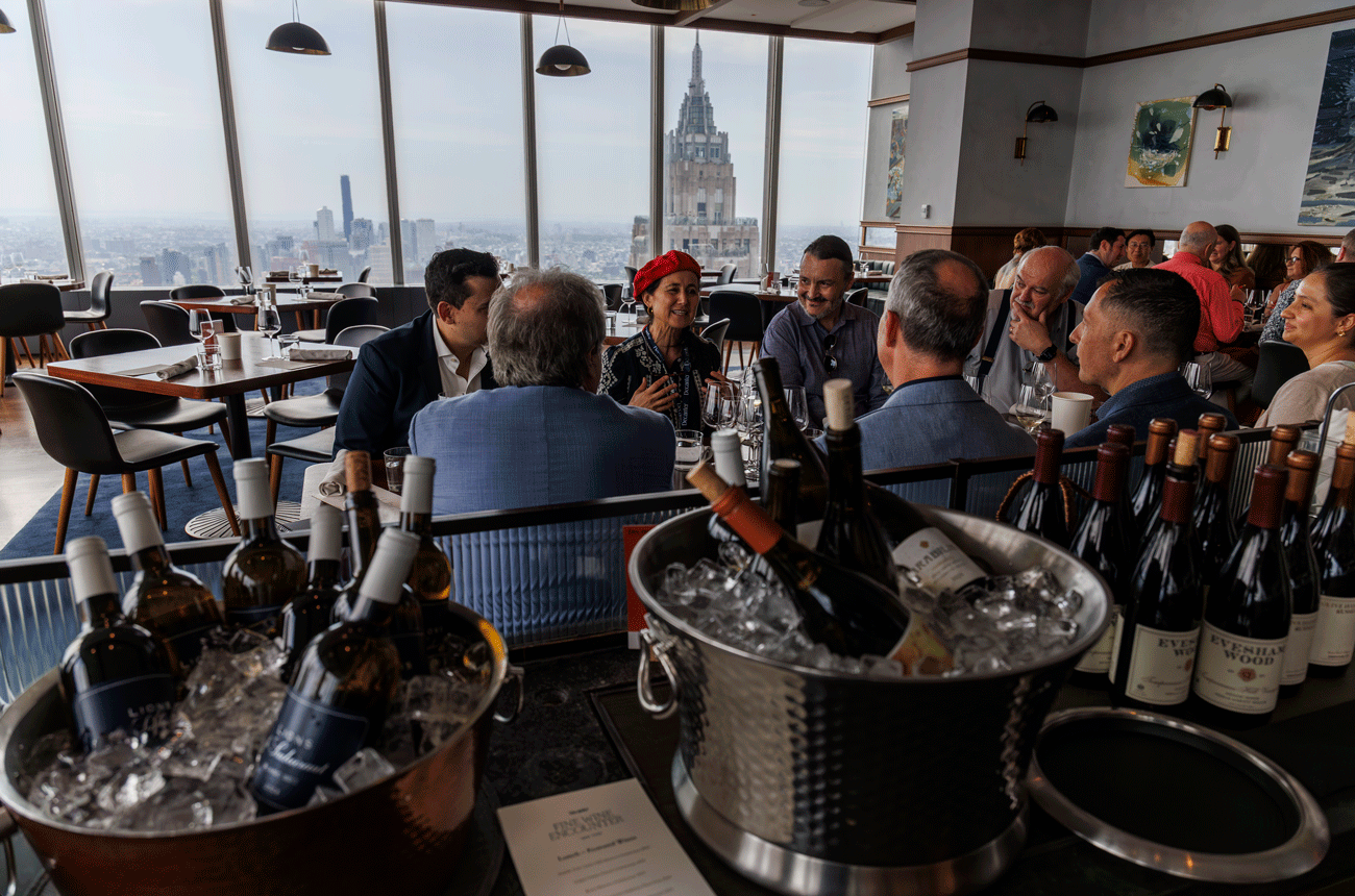 Dr Laura Catena (centre, with red beret) hosts an intimate Winemaker Lunch for seven guests at DFWE NYC 2026.