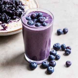 Healthy smoothie recipes: berry smoothie