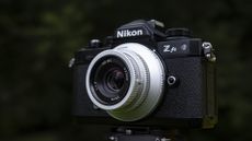 The Pergear 25mm f/1.7 lens attached to a Nikon Z fc