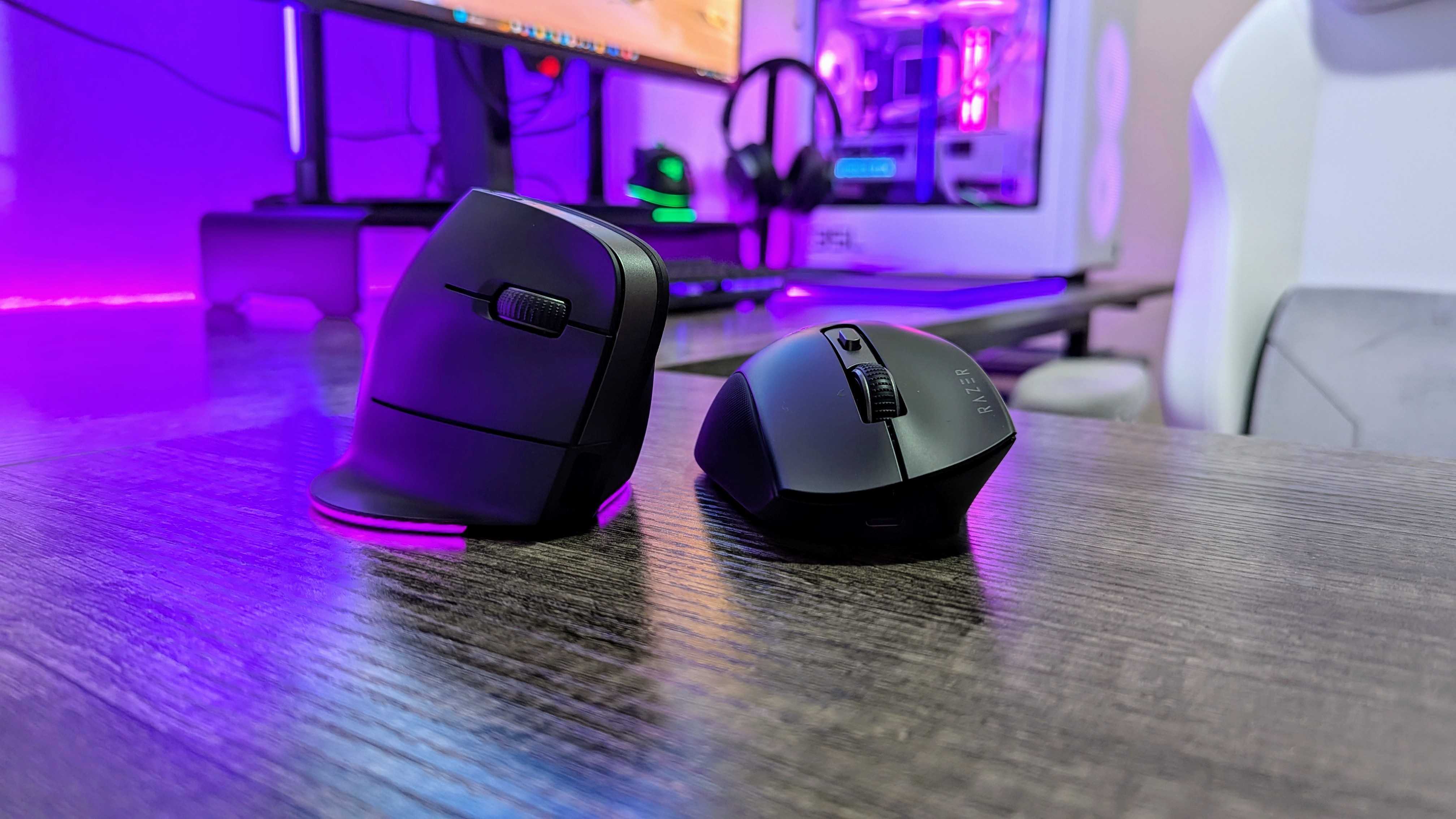 Image of the Razer Pro Click V2 Vertical Edition.