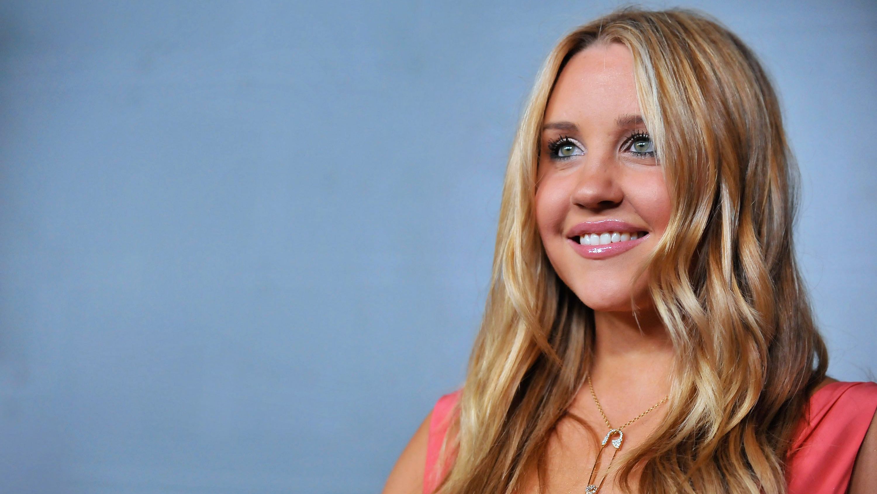 Amanda Bynes Debuts a Heart Tattoo on Her Cheek | Marie Claire