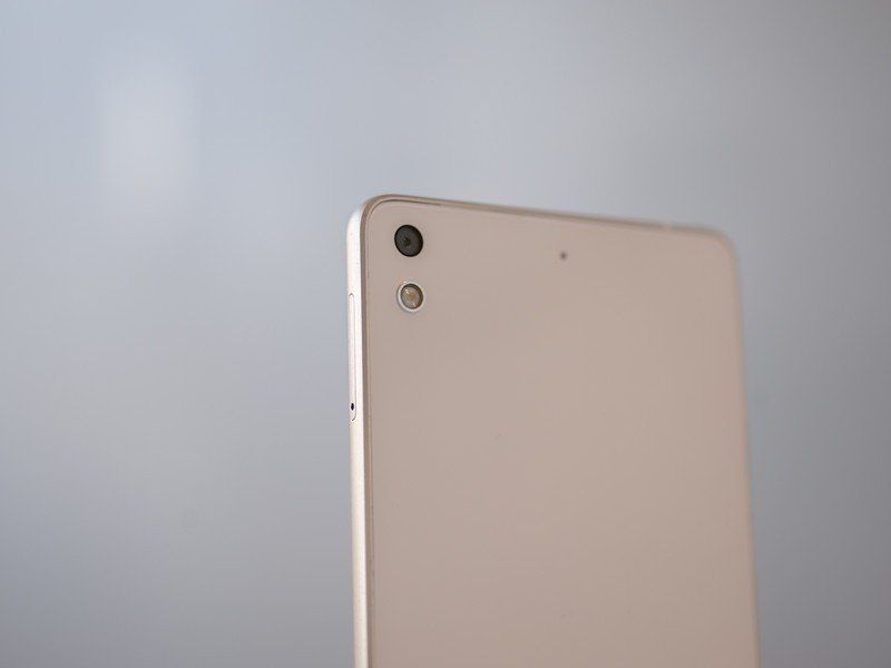 BLU Vivo Air Camera