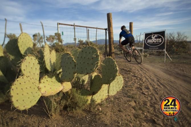 Through great cooperation from Willow Springs Ranch, riders enjoy co-existing with the local population during Presidents Weekend