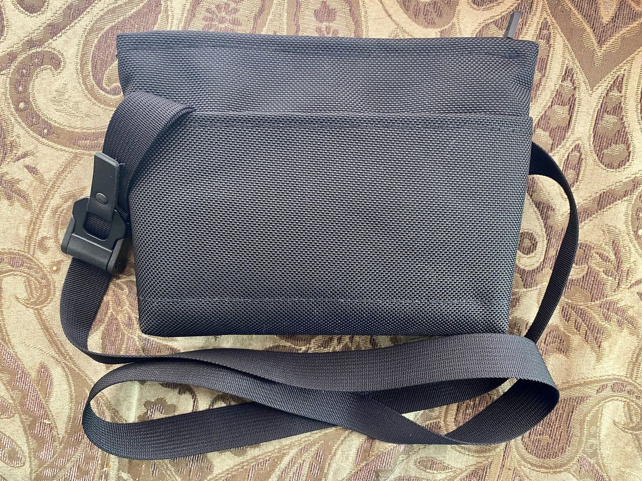 Waterfield Designs Marquis Crossbody Pouch Back
