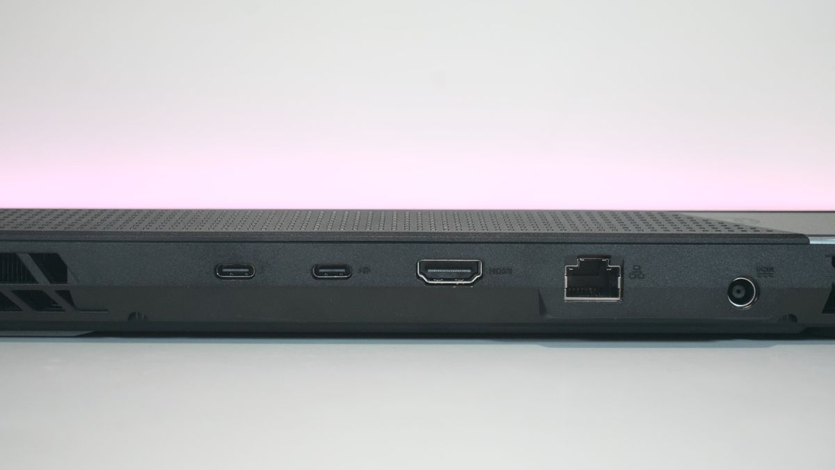 ASUS ROG Strix Scar 17 SE