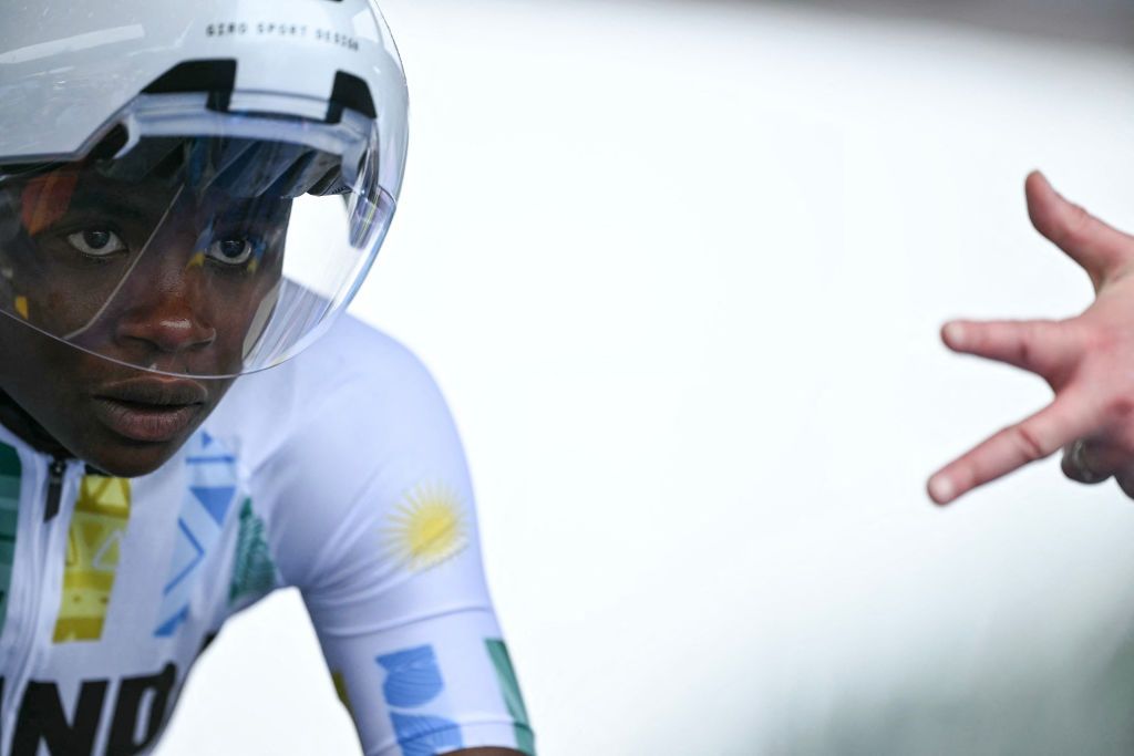 Rwanda&#039;s Diane Ingabire prepares to take the start of the women&#039;s individual time trial during the Paris 2024 Olympic Games. (Photo by Ben STANSALL / AFP)